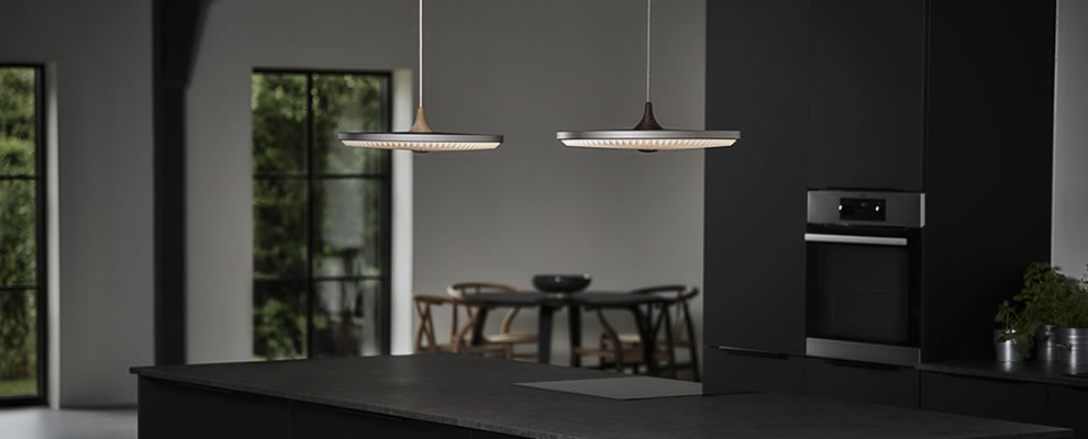 slanke LED hanglamp met Casambi