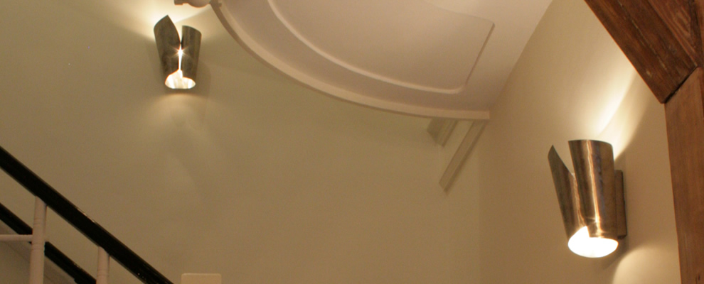 wandlamp hal en trap
