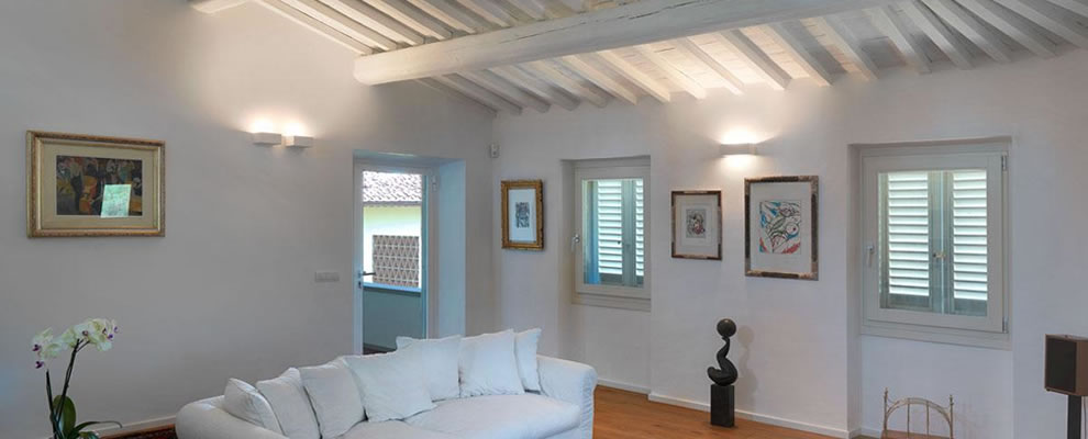 gips wandlamp uplight en downlight